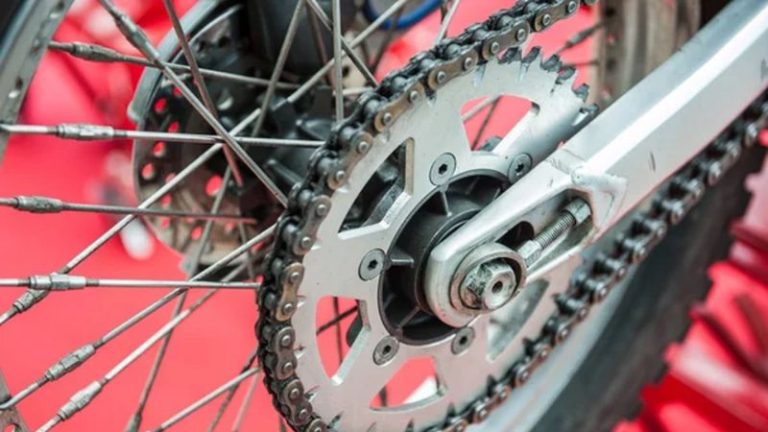 Corrente da moto: o cuidado invisível que pode salvar vidas