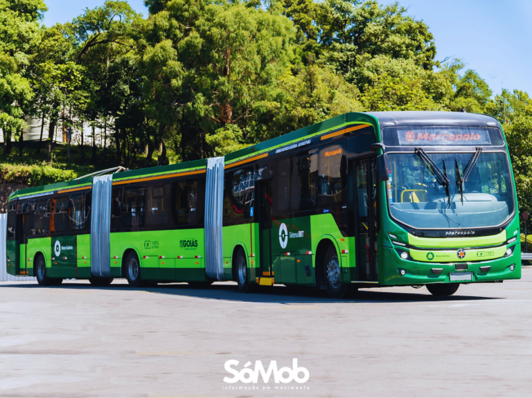 BRT de Goiânia vira referência ao investir em ônibus elétricos articulados e biarticulados