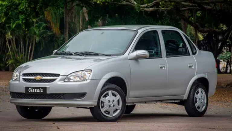 Chevrolet Classic completa 10 anos fora de linha e segue como “sedã do povo”