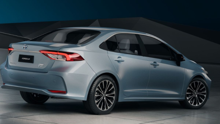 Corolla Hybrid Altis 2026 aposta em condições especiais para disputar liderança entre híbridos