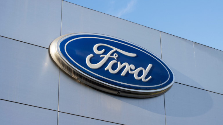 Ford convoca 116 mil veículos em recall por risco de incêndio