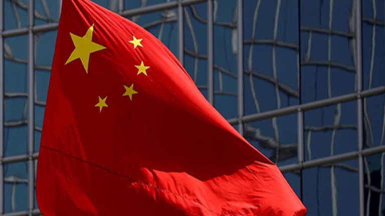 China estabelece novo padrão global de segurança automotiva com frenagem automática obrigatória