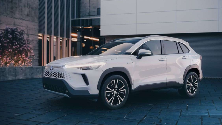 Corolla Cross fica mais barato que o WR-V após desconto agressivo da Toyota