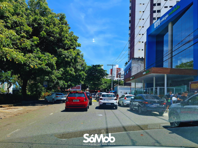 Artigo: O impacto das escolas no trânsito da capital baiana