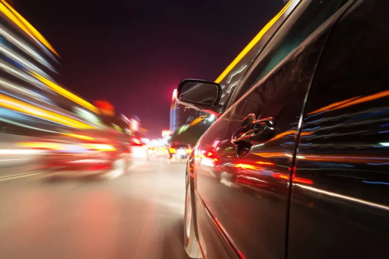 Excesso de velocidade lidera ranking com mais de 6 milhões de multas no Brasil em 2026