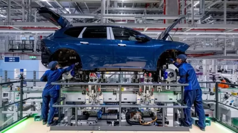 BMW é a única grande montadora que manteve ocupação de fábricas na Europa próxima ao nível pré-Covid