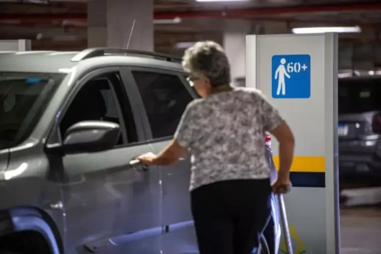 Motoristas acima de 60 anos precisam de exame adicional para manter regularidade da CNH