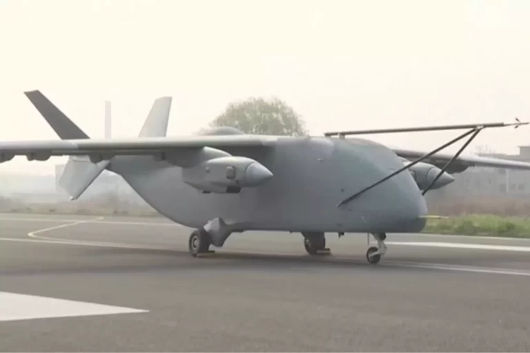 China testa “caminhão voador” não tripulado e redefine logística em áreas extremas