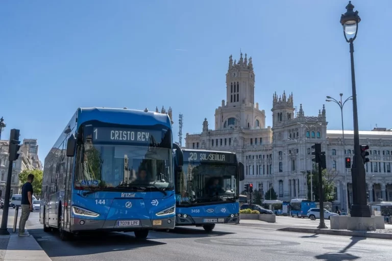 Madrid amplia frota elétrica e se aproxima de 25% de ônibus sustentáveis até 2027