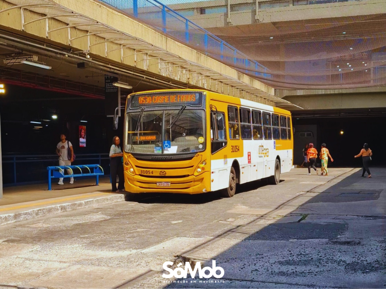 Ônibus somem em Salvador: usuários enfrentam espera de mais de 1h e Semob cita rodoviários