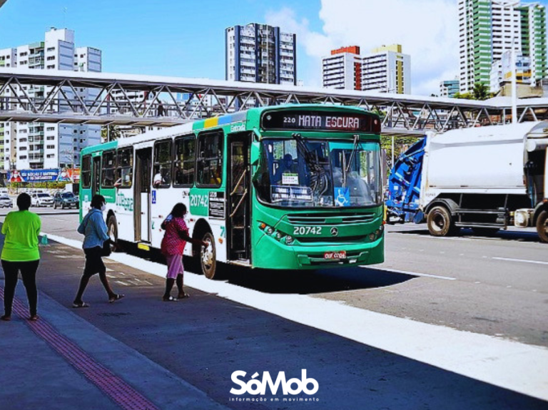 TRT exige frota mínima, mas os rodoviários seguem em greve enquanto analisam a proposta salarial em Salvador