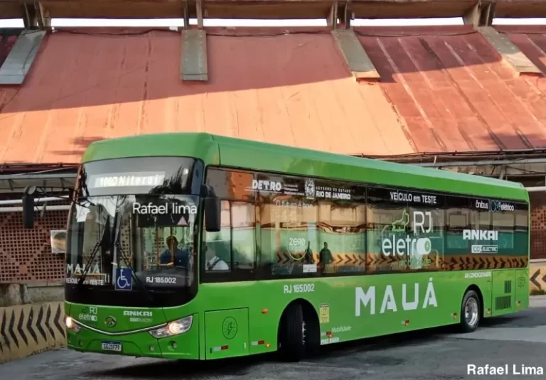 Ônibus elétrico começa a operar entre Niterói e Rio em teste pioneiro no transporte intermunicipal