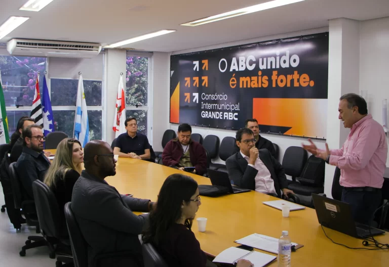 Consórcio ABC e FGV articulam cooperação em mobilidade