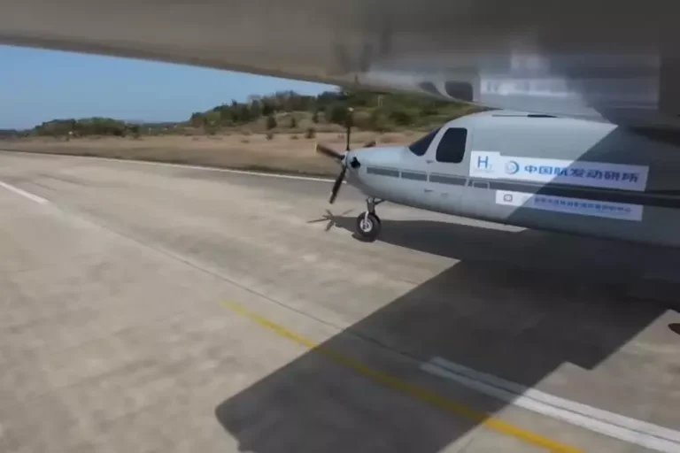 Drones a hidrogênio quebram recordes de carga e distância