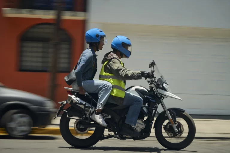 Uber Moto usa competições de futebol para fidelizar usuários e motociclistas parceiros