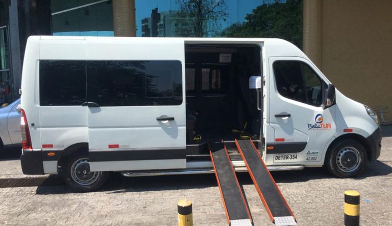 Comissão da Câmara aprova criação de transporte porta a porta focado em pessoas com deficiência