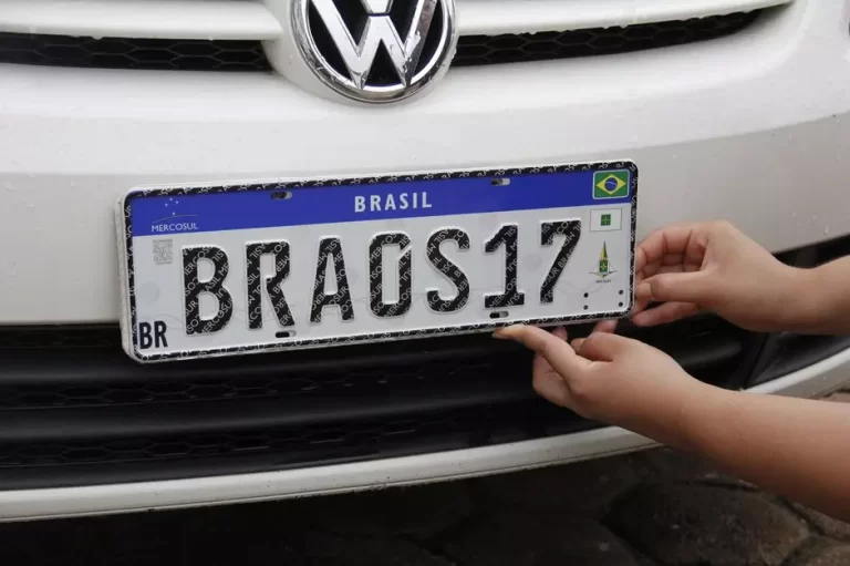 Projeto quer ligar placa ao proprietário