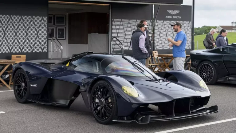 Milionário compra supercarro de R$ 19 milhões e se diz decepcionado