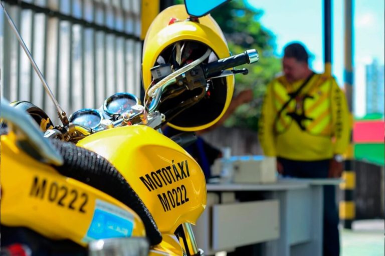 Nova tabela indica quanto passageiros devem pagar por corridas de mototáxi
