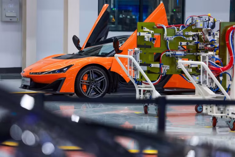 Fábrica chinesa produz um carro a cada 53 segundos com apoio de inteligência artificial