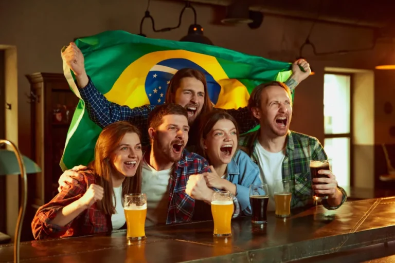 Jogo da Seleção leva hospitais a reforçarem alerta sobre acidentes no trânsito