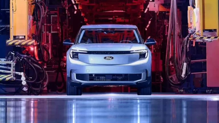 Ford aposta em fábrica inteligente para transformar produção de veículos