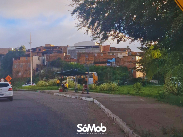 Fechamento de retorno na Avenida 29 de Março muda itinerário de seis linhas de ônibus em Salvador