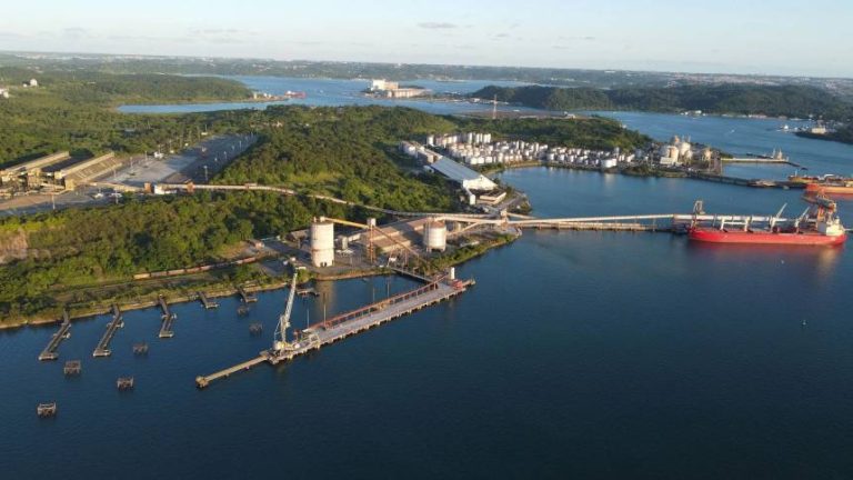 Simpar vende operação no Porto de Aratu para gigante filipina por R$ 1,8 bilhão
