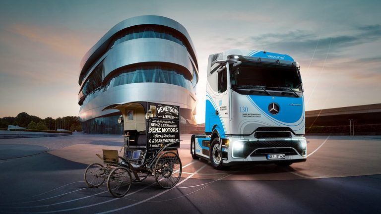 Mercedes-Benz reúne 130 anos de história dos veículos comerciais em exposição na Alemanha