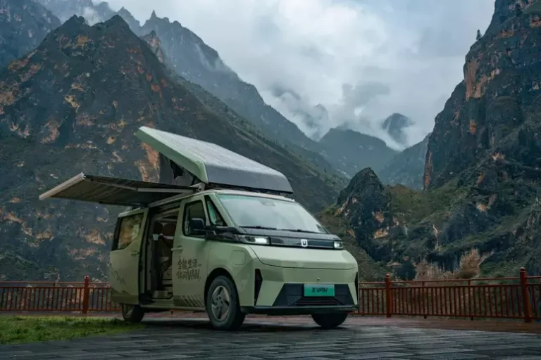 Veículos elétricos impulsionam nova tendência de camping e turismo na China