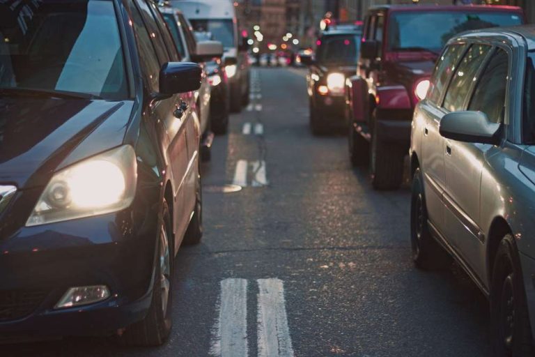 Empresa chinesa cria teto solar para carros elétricos