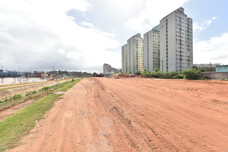 Prefeitura inicia construção de nova ligação viária entre a Rua da Gratidão e a Avenida Orlando Gomes