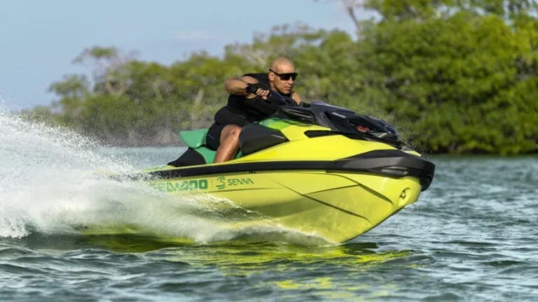 Moto aquática inspirada em Ayrton Senna vai de 0 a 100 km/h em 3,1 segundos