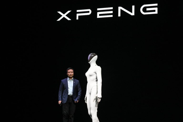 Vice-presidente da XPeng prevê desaparecimento de montadoras que não acompanharem avanço da tecnologia