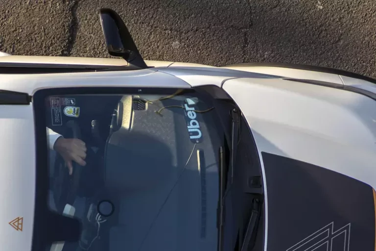 Uber é processada pelo MPT por programa que permite receber 100% das corridas