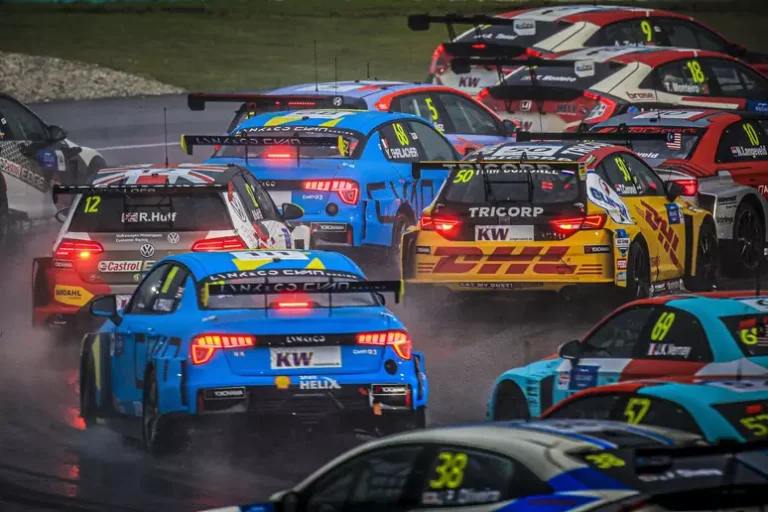 FIA abre consulta global para definir futuro dos carros de turismo