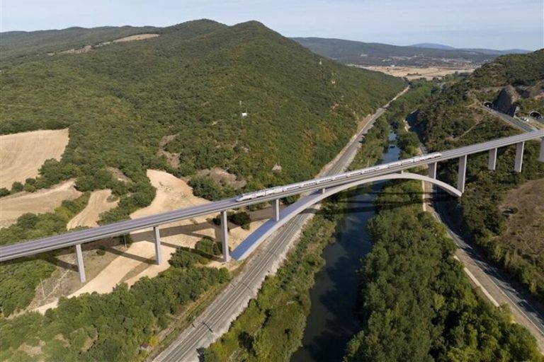 Trem de alta velocidade exigirá sete viadutos em apenas sete quilômetros na Espanha