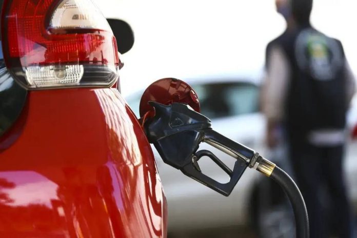Gasolina-Foto-Marcelo-CamargoAgencia-Brasil