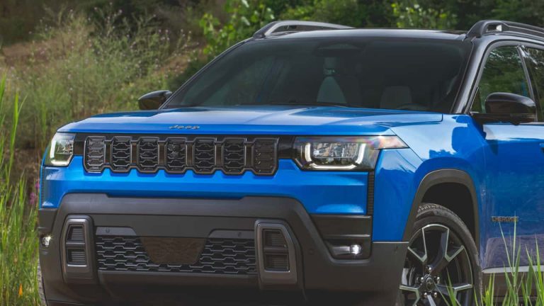 Jeep faz recall de Cherokee e Grand Cherokee por risco de acidente; veja os 7 chassis