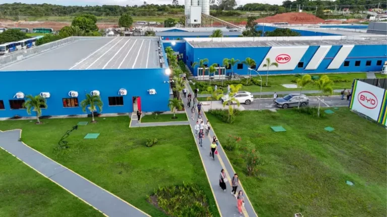 BYD prepara terceiro turno em Camaçari após vender mais de 145 mil veículos no Brasil